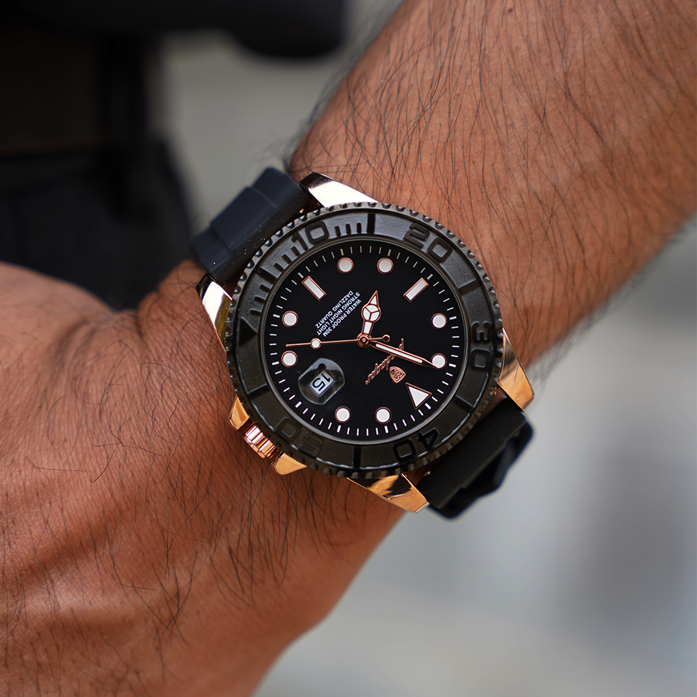Noble Hours® Yacht