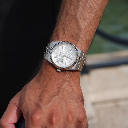 Noble Hours® Dweller