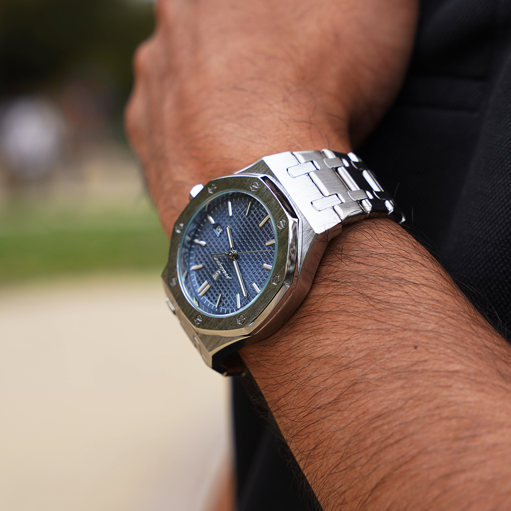 Noble Hours® Royal