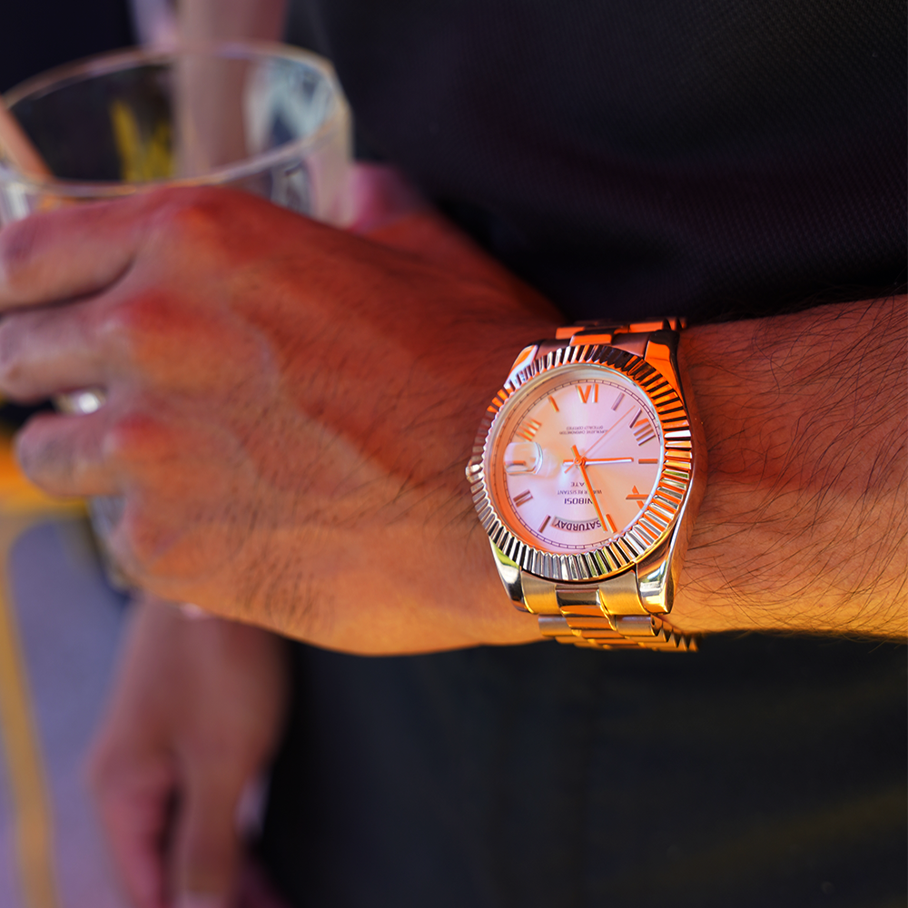 Noble Hours® Crown Date